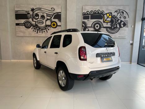 RENAULT Duster 1.6 16V 4P FLEX SCE AUTHENTIQUE X-TRONIC AUTOMTICO, Foto 2