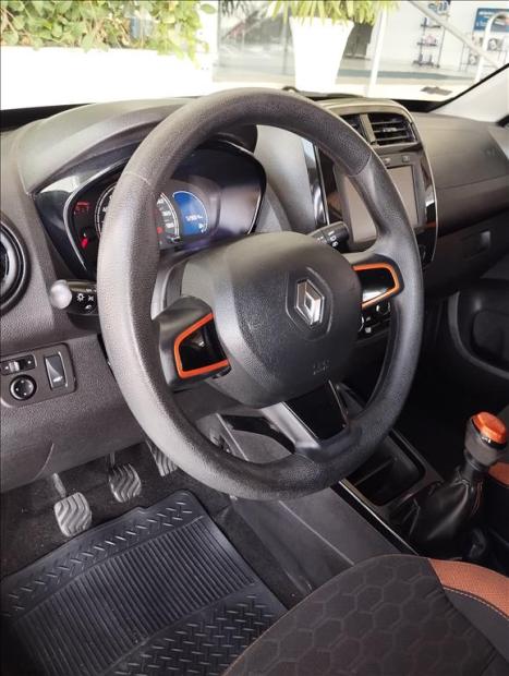 RENAULT Kwid 1.0 12V 4P SCE FLEX OUTSIDER, Foto 9