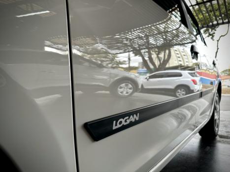 RENAULT Logan 1.0 12V 4P FLEX SCE AUTHENTIQUE, Foto 2