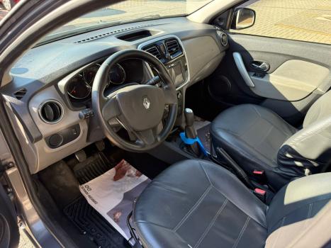 RENAULT Logan 1.0 16V 4P FLEX EXPRESSION, Foto 7