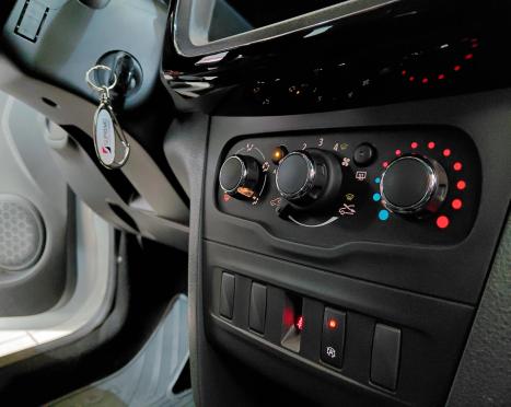 RENAULT Logan , Foto 14