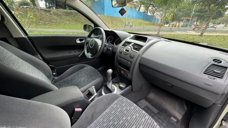 RENAULT Megane Grand Tour 1.6 16V 4P FLEX DYNAMIQUE, Foto 16