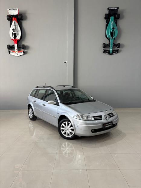 RENAULT Megane Grand Tour 1.6 16V 4P FLEX DYNAMIQUE, Foto 9