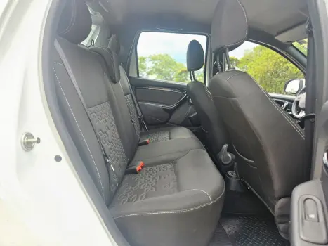RENAULT Oroch 2.0 16V 4P FLEX DYNAMIQUE AUTOMTICO, Foto 8