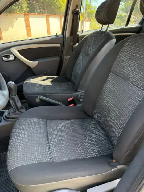 RENAULT Sandero 1.0 16V 4P FLEX EXPRESSION, Foto 7