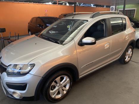 RENAULT Sandero 1.6 16V 4P FLEX STEPWAY, Foto 2
