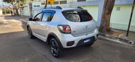 RENAULT Sandero 1.6 16V 4P FLEX SCE STEPWAY DINAMIQUE, Foto 4