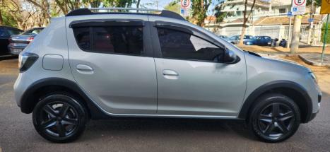 RENAULT Sandero 1.6 16V 4P FLEX SCE STEPWAY DINAMIQUE, Foto 5