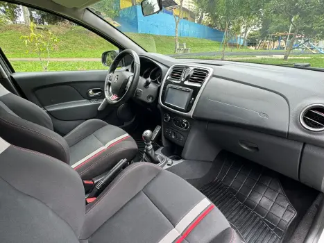 RENAULT Sandero 2.0 16V 4P RS FLEX, Foto 11