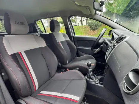 RENAULT Sandero 2.0 16V 4P RS FLEX, Foto 13