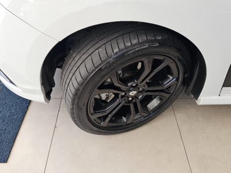 RENAULT Sandero 2.0 16V 4P RS FLEX, Foto 15