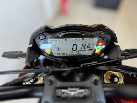 SUZUKI GSX-S 1000 A, Foto 7