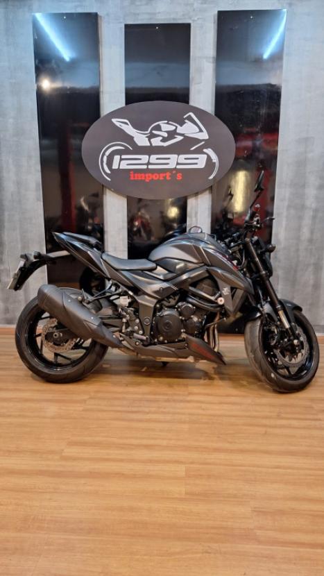 SUZUKI GSX-S 750 ABS, Foto 4