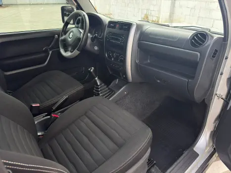 SUZUKI Jimny 1.3 16V 4 ALL 4X4, Foto 8