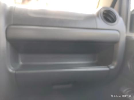 SUZUKI Jimny 1.3 16V 4 ALL 4X4, Foto 10