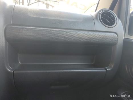 SUZUKI Jimny 1.3 16V 4 ALL 4X4, Foto 11