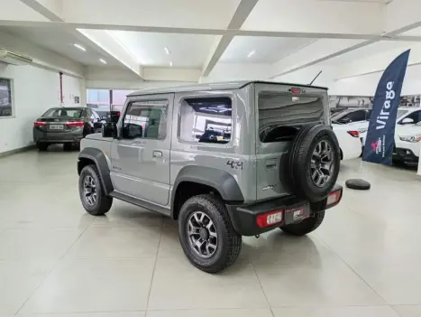 SUZUKI Jimny 1.5 16V SIERRA 4STYLE 4X4 AUTOMTICO, Foto 6