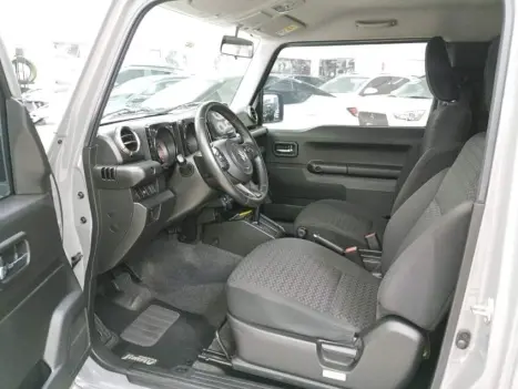SUZUKI Jimny 1.5 16V SIERRA 4STYLE 4X4 AUTOMTICO, Foto 13