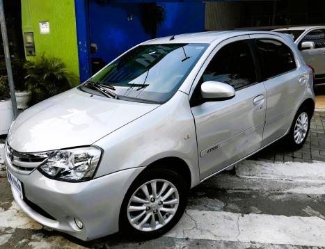 TOYOTA Etios Hatch 1.5 16V 4P FLEX XLS, Foto 2