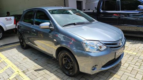 TOYOTA Etios Hatch 1.5 16V 4P FLEX XS, Foto 2