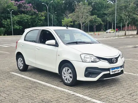 TOYOTA Etios Hatch 1.5 16V 4P FLEX XS, Foto 1