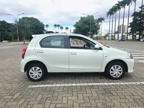 TOYOTA Etios Hatch 1.5 16V 4P FLEX XS, Foto 4