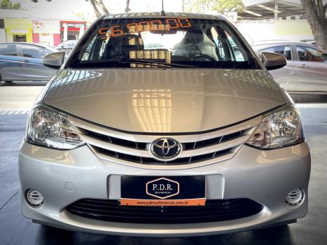 TOYOTA Etios Hatch 1.3 16V 4P FLEX X, Foto 5