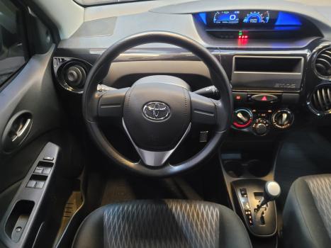 TOYOTA Etios Hatch 1.3 16V 4P FLEX X, Foto 11
