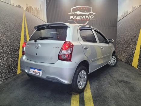 TOYOTA Etios Hatch 1.3 16V 4P FLEX X, Foto 15
