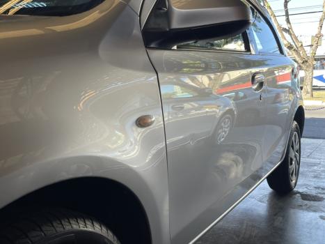 TOYOTA Etios Hatch 1.3 16V 4P FLEX X, Foto 2