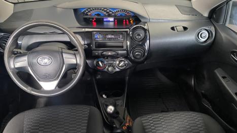 TOYOTA Etios Hatch 1.3 16V 4P FLEX X, Foto 9