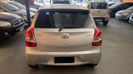 TOYOTA Etios Hatch 1.3 16V 4P FLEX X, Foto 4