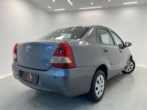 TOYOTA Etios Sedan 1.5 16V 4P FLEX X, Foto 6