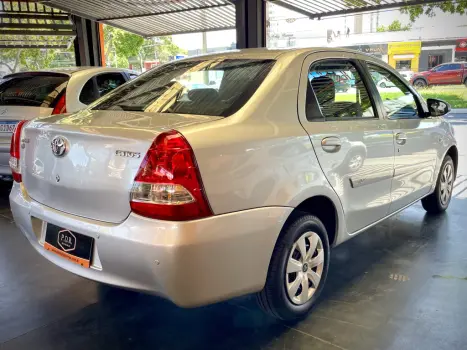 TOYOTA Etios Sedan 1.5 16V 4P FLEX XS, Foto 9