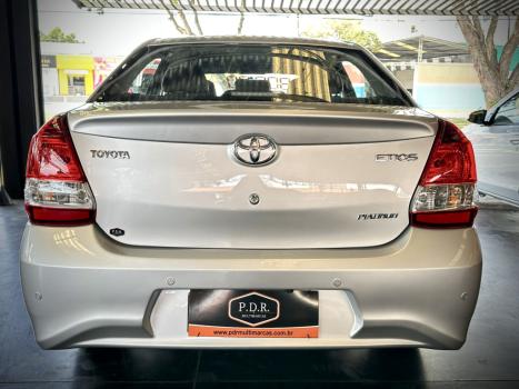 TOYOTA Etios Sedan 1.5 16V 4P FLEX PLATINUM, Foto 6