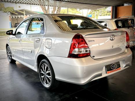 TOYOTA Etios Sedan 1.5 16V 4P FLEX PLATINUM, Foto 7