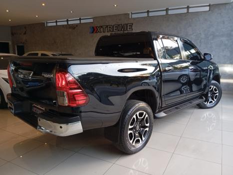 TOYOTA Hilux Caminhonete 2.8 16V SRV 4X4 DIESEL CABINE DUPLA AUTOMTICO, Foto 2