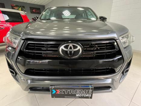 TOYOTA Hilux Caminhonete 2.8 16V SRX 4X4 TURBO DIESEL CABINE DUPLA AUTOMTICO, Foto 3