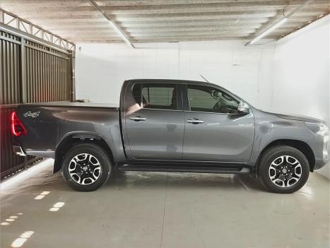 TOYOTA Hilux Caminhonete 2.8 16V SRX 4X4 TURBO DIESEL CABINE DUPLA AUTOMTICO, Foto 7