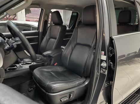 TOYOTA Hilux Caminhonete 2.8 16V SRX 4X4 TURBO DIESEL CABINE DUPLA AUTOMTICO, Foto 12