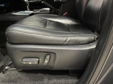 TOYOTA Hilux Caminhonete 2.8 16V SRX 4X4 TURBO DIESEL CABINE DUPLA AUTOMTICO, Foto 13