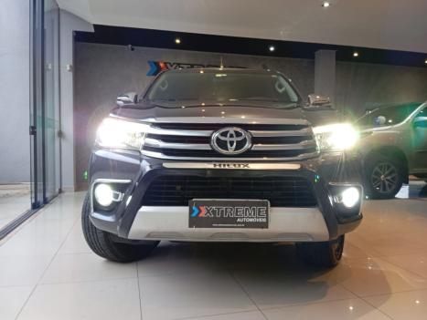 TOYOTA Hilux Caminhonete 2.8 16V SRX 4X4 TURBO DIESEL CABINE DUPLA AUTOMTICO, Foto 3
