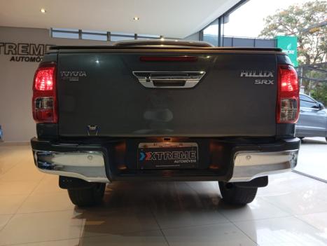 TOYOTA Hilux Caminhonete 2.8 16V SRX 4X4 TURBO DIESEL CABINE DUPLA AUTOMTICO, Foto 4