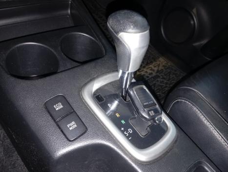 TOYOTA Hilux Caminhonete 2.8 16V SRX 4X4 TURBO DIESEL CABINE DUPLA AUTOMTICO, Foto 12