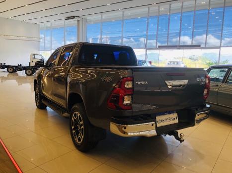 TOYOTA Hilux Caminhonete 2.8 16V SRX 4X4 TURBO DIESEL CABINE DUPLA AUTOMTICO, Foto 6