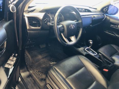 TOYOTA Hilux Caminhonete 2.8 16V SRX 4X4 TURBO DIESEL CABINE DUPLA AUTOMTICO, Foto 7