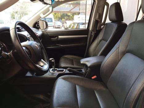 TOYOTA Hilux Caminhonete 2.8 16V SRX 4X4 TURBO DIESEL CABINE DUPLA AUTOMTICO, Foto 6