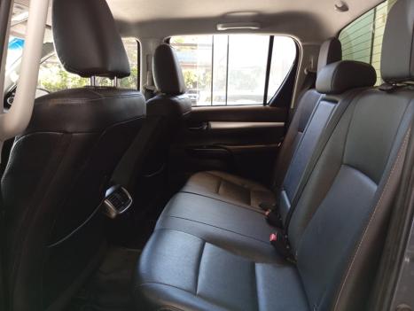 TOYOTA Hilux Caminhonete 2.8 16V SRX 4X4 TURBO DIESEL CABINE DUPLA AUTOMTICO, Foto 7