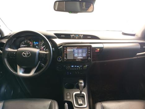 TOYOTA Hilux Caminhonete 2.8 16V SRX 4X4 TURBO DIESEL CABINE DUPLA AUTOMTICO, Foto 8