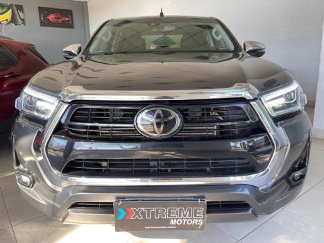 TOYOTA Hilux Caminhonete 2.8 16V SRX 4X4 TURBO DIESEL CABINE DUPLA AUTOMTICO, Foto 3